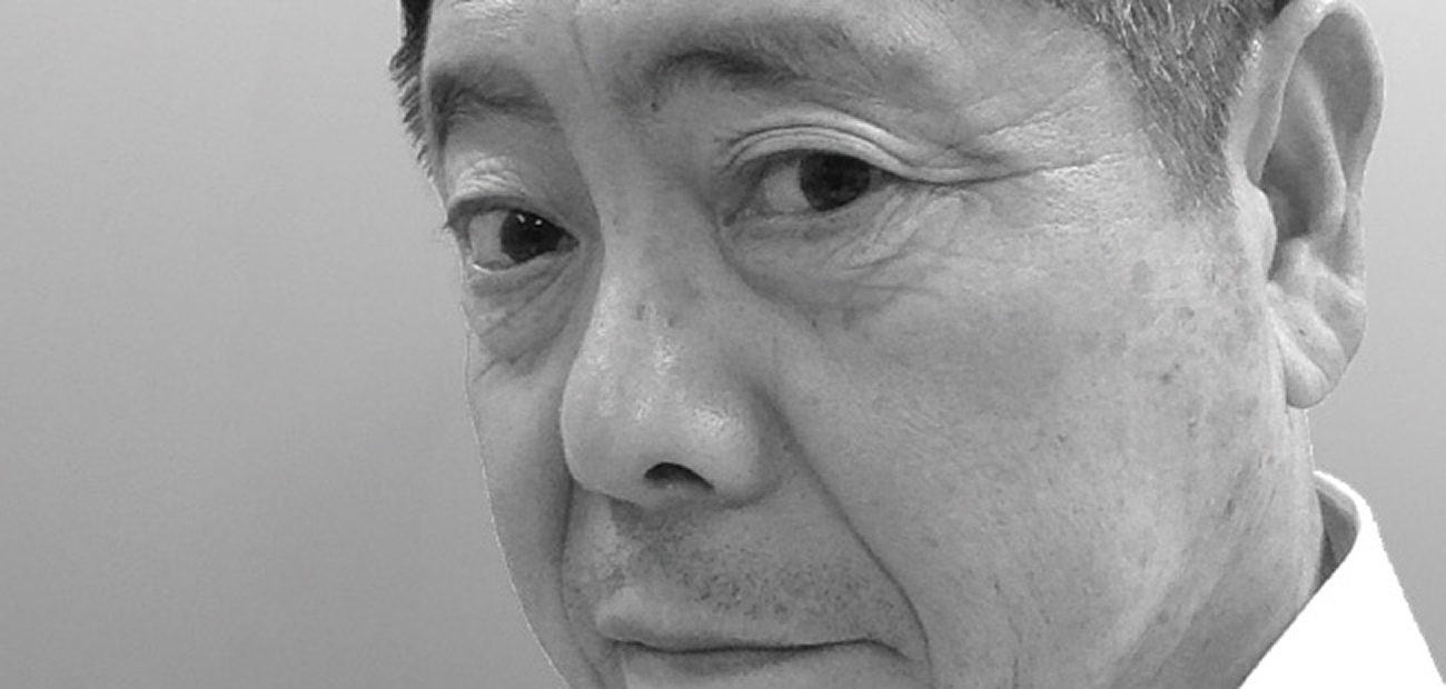 山口哲雄